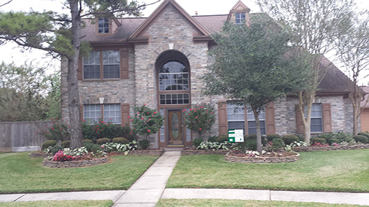 WTHOA Yard of the Month for August 2015 - 602 Fernwood
